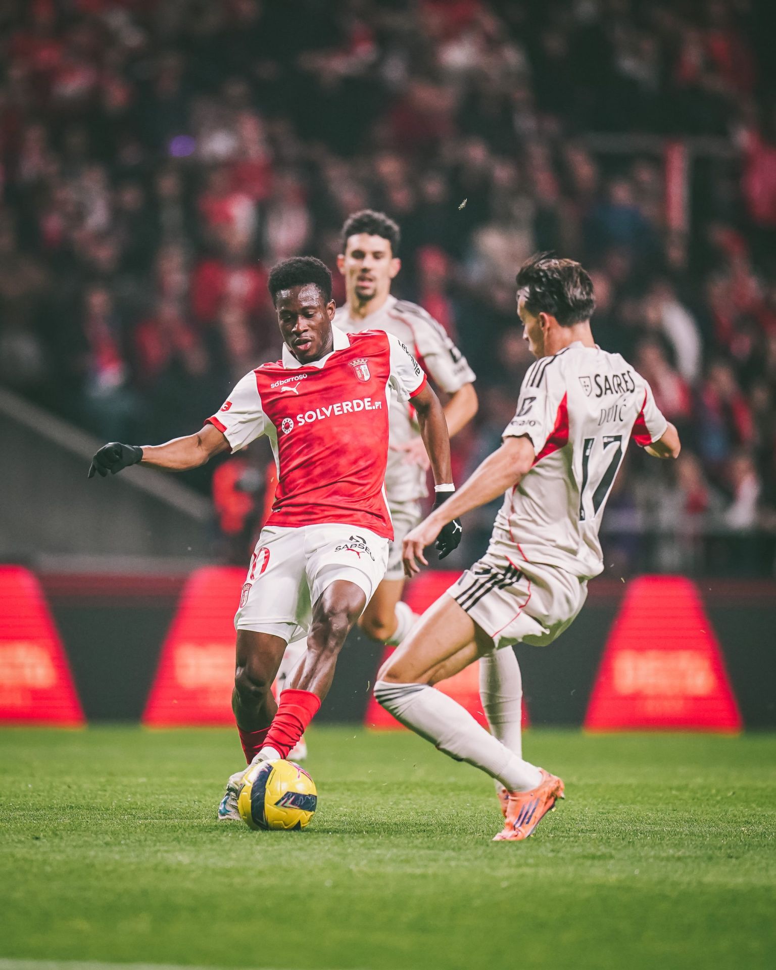 Divisão de pontos entre Bracarenses e Águias